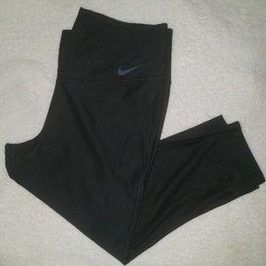 Nike Dri-Fit Capri Pants